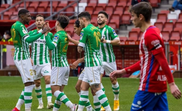 HOY / El Betis de Tony Sanabria avanza en la Copa del Rey