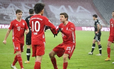 HOY / Lewandowski y Müller dan difícil triunfo al Bayern ante el Friburgo