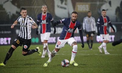 Neymar confiesa que en un par de ocasiones pensó en retirarse
