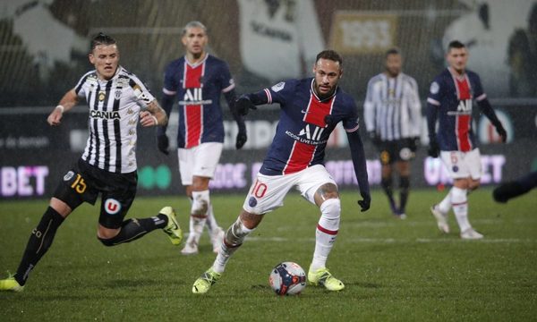 Neymar confiesa que en un par de ocasiones pensó en retirarse
