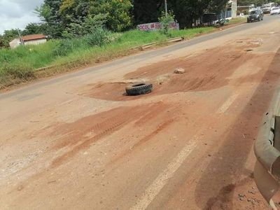 Chapucero arreglo de puente en Luque - Nacionales - ABC Color