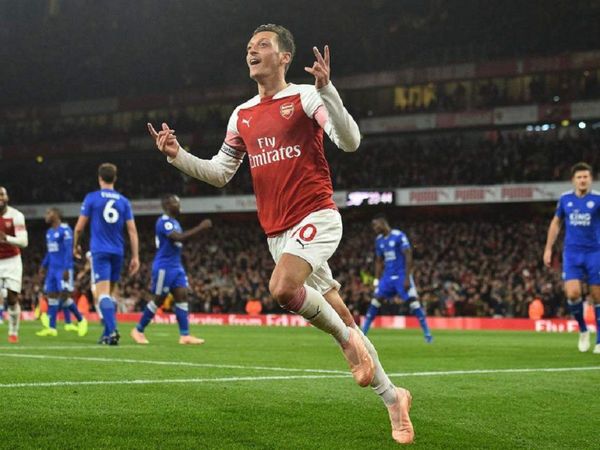 Ozil tiene nuevo club