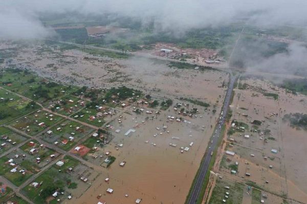 LLUVIA INCESANTE INUNDA HOGARES DE 5.000 FAMILIAS EN CONCEPCIÓN