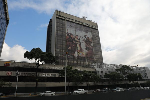 Alex Saab lidera red para mover el crudo venezolano ante las sanciones, según el diario español El País - MarketData