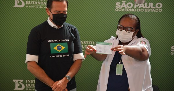 La Nación / En San Pablo comenzó ayer la vacunación al personal de salud