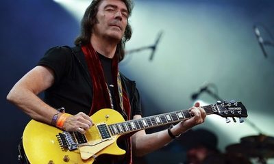 Steve Hackett lanza su nuevo disco acústico