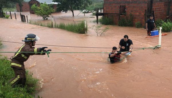 Inundación en Concepción: unas 1.000 familias no podrán volver aún a sus casas - Nacionales - ABC Color