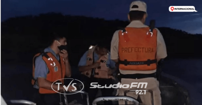 Buscan a tres hermanos que desaparecieron en el río Paraná