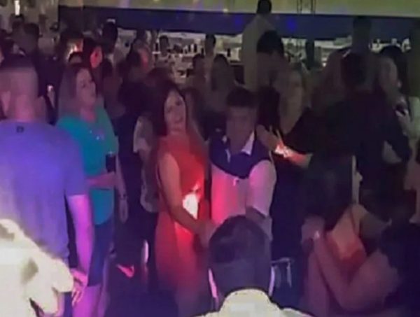 Intendente de Mallorquín justifica fiesta de cumpleaños con centenares de invitados · Radio Monumental 1080 AM