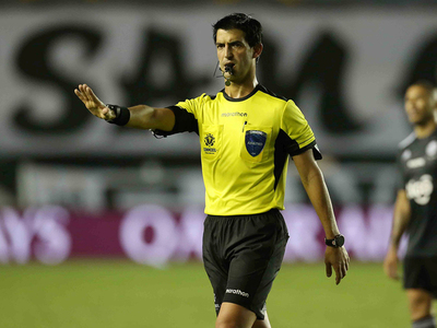 Leodán González arbitrará la final de la Copa Sudamericana