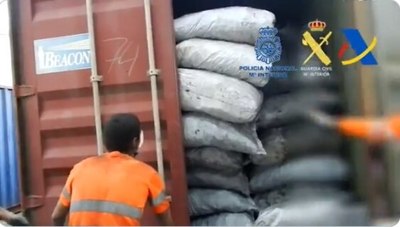 Caen en España más de dos toneladas de cocaína oculta en carbón, procedentes de Paraguay y Brasil  - Nacionales - ABC Color