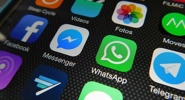 "WhatsApp se veía verdaderamente angelical comparado con Messenger", asegura especialista | OnLivePy