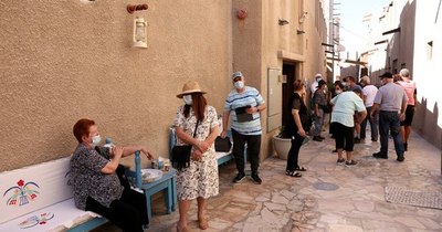 La Nación / Los turistas acuden masivamente a Dubái para huir de los confinamientos