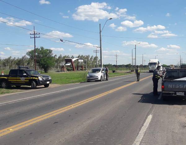 EN REINICIO DE CONTROLES, PATRULLA CAMINERA SANCIONÓ A 38 CONDUCTORES POR DOCUMENTOS VENCIDOS