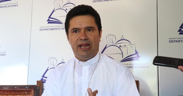 La Nación / Monseñor se lanza contra influencers que andan en el “vyrorei”