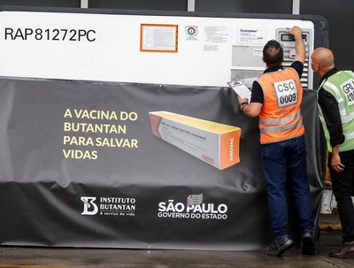 Covid-19: Brasil empieza a inmunizar a la población