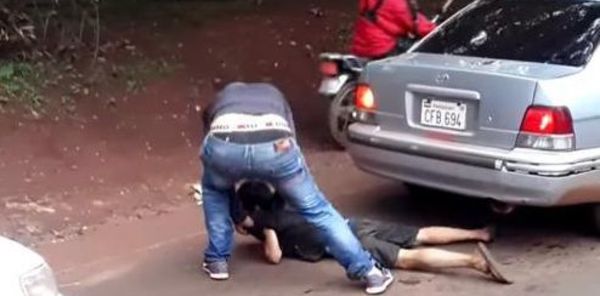 Niño fue brutalmente golpeado por comer una banana sin permiso - ABC en el Este - ABC Color