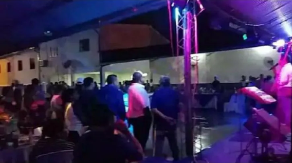 Intendente de Mallorquín tras festejo con aglomeración: "La vida hay que vivirla" - Noticiero Paraguay