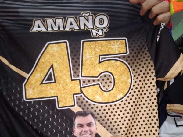 "Amaño 45", la casaca que arrasa en ventas