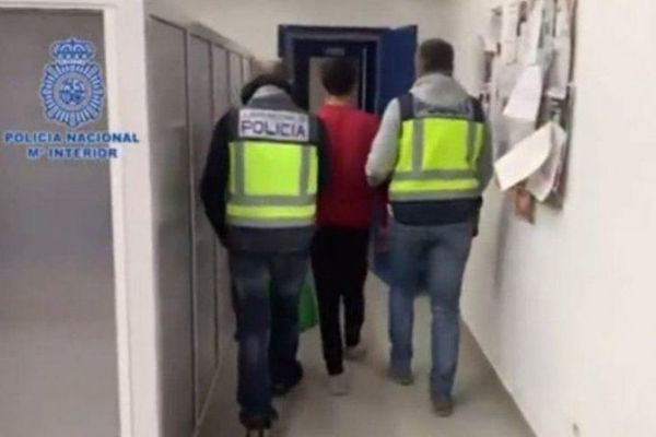 Paraguayos detenidos en España por narcotráfico y abuso de niños