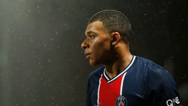 El PSG enseña la puerta de salida a Mbappé