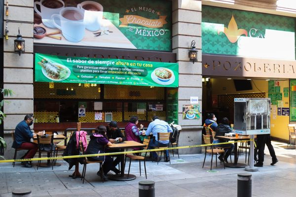 Ciudad de México reabre terrazas de restaurantes pese a que covid no remite - MarketData