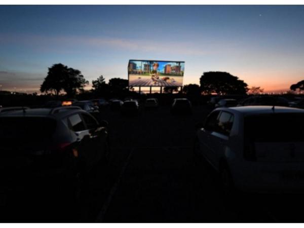 El cine llega sobre ruedas a Uruguay