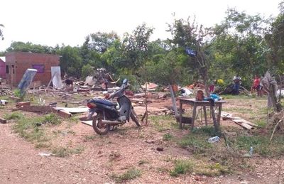 “Desaparecen” 26 viviendas tras el temporal del domingo en Concepción - Nacionales - ABC Color