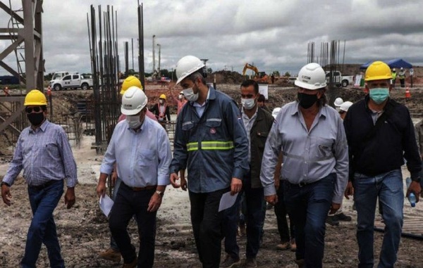 Abdo sabrá hoy si tiene o no Covid tras contacto con el vice - Noticiero Paraguay