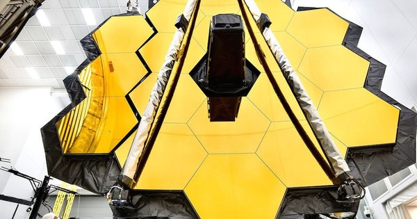 La Nación / Lanzamiento del telescopio espacial James Webb se posterga hasta 2020