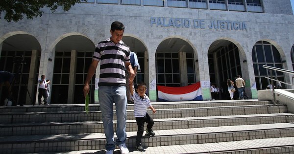 La Nación / Paro escalonado en el Poder Judicial desde el 23 de abril