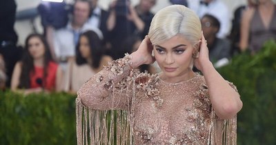 La Nación / Kylie Jenner anuncia el nacimiento de una niña