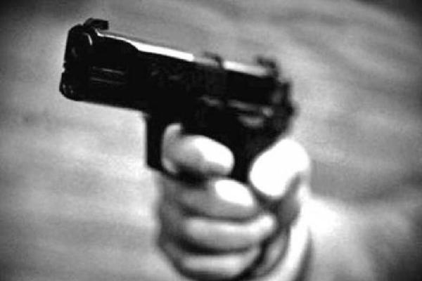 Asesinan a un piloto frente a la casa de sus suegros · Radio Monumental 1080 AM