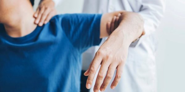 Virus del dengue y COVID-19: Varios síntomas similares pero pueden diferenciarse, asegura Salud