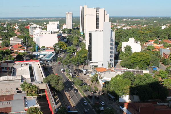 Paraguay plantea convergencia del déficit fiscal para 2024