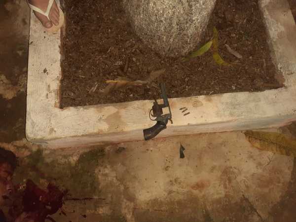 Desconocido choca a bandidos: uno escapó, el otro quedó inconsciente y fue aprehendido