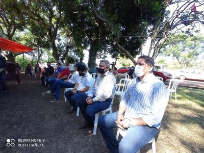 #Ahora VECINOS DE POTRERO CUÉ CONVOCAN A LAS AUTORIDADES