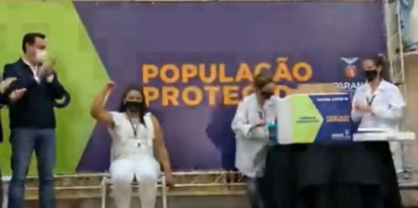 Inició la vacunación contra covid en Estado de Paraná, Brasil | Noticias Paraguay