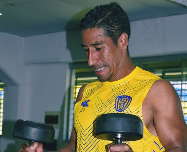 Carlos González: “Estamos con la responsabilidad de sacar a Luqueño de donde está”