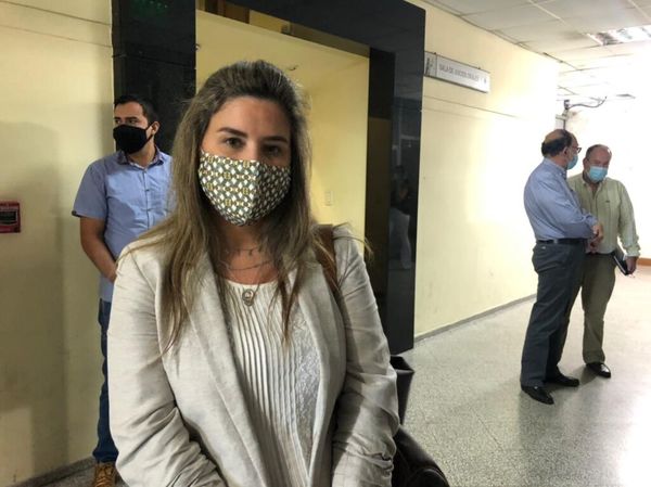 "El país no merece vivir bajo el terror que nos tienen los secuestradores"- Silvia Cubas