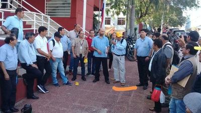 Amenaza de huelga de trabajadores del Senepa en temporada de dengue - Nacionales - ABC Color