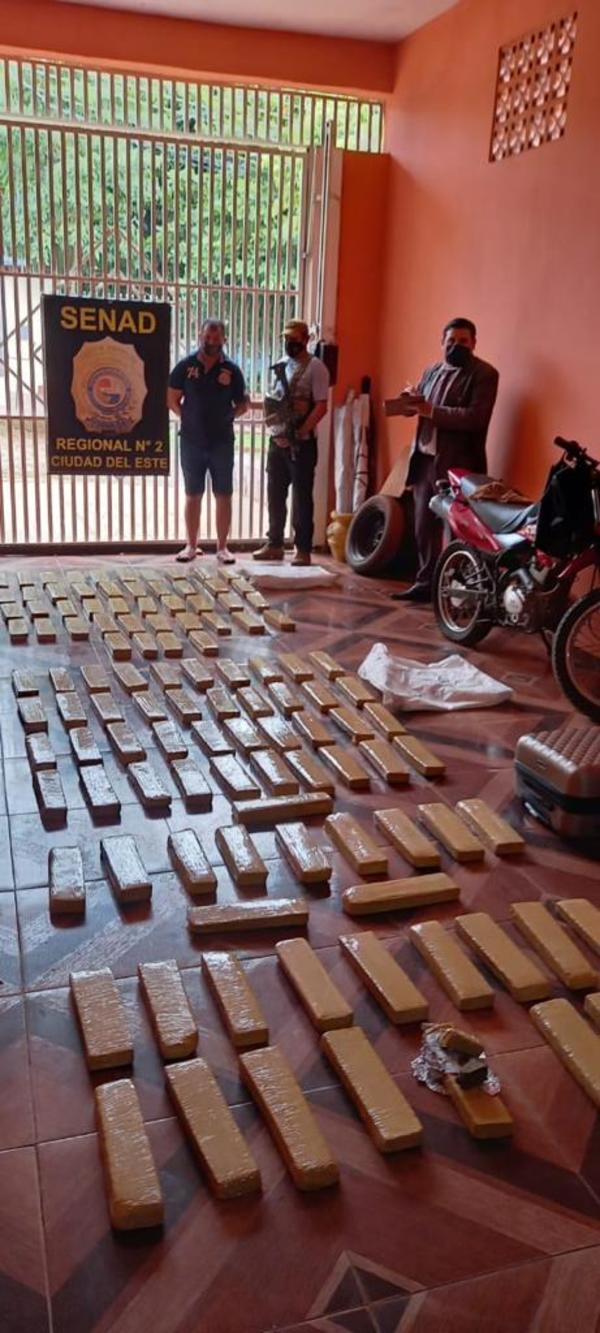 Decomisan unos 100 kilos de marihuana en Presidente Franco - Noticde.com