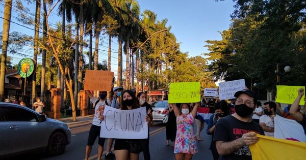La Nación / Reglamentación de la Ley de Arancel Cero: “Hay una saña en contra de los estudiantes”