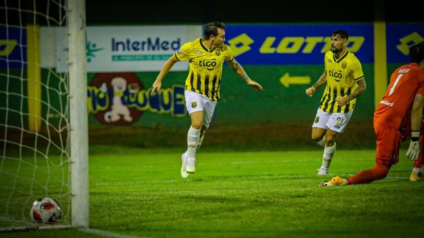 Guaraní tendría todo acordado para asegurar la continuidad de su goleador