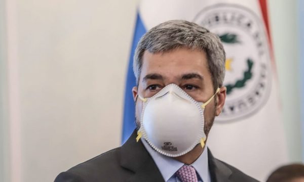 Confirman que Abdo Benítez no contrajo coronavirus