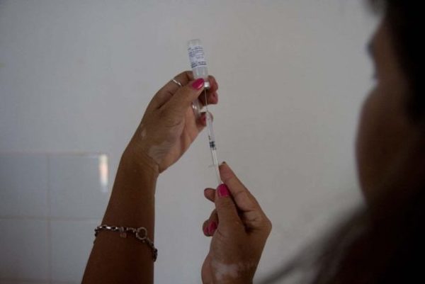 En febrero podrían llegar las primeras dosis de la vacuna