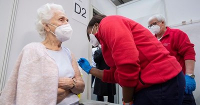 La Nación / Récord de muertes diarias por covid en Reino Unido