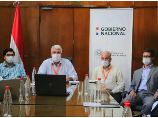 Wiens se lava las manos y reparte responsabilidades de la pasarela