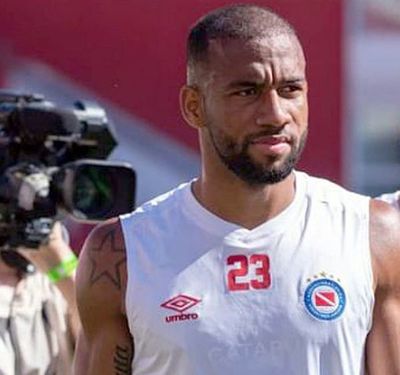Edwar López aborda el Expreso Decano - Fútbol - ABC Color