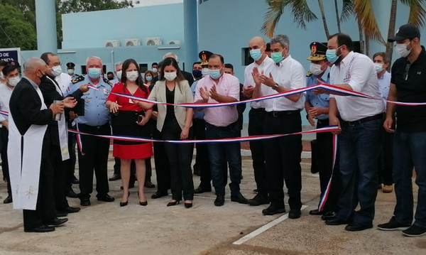 Inauguran mejoras del Hospital de Policía "Santa Rosa de Lima" - Noticiero Paraguay